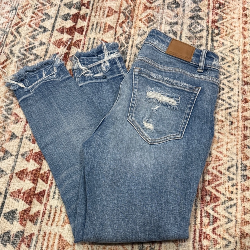 BKE Stella Mid Rise Distressed Jeans